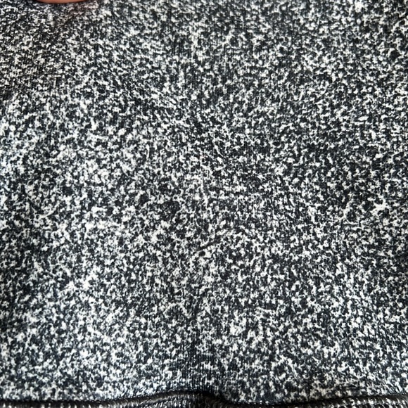 Lululemon Align capris Womens 8 - Picture 3 of 6